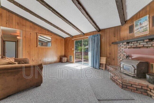 Building Photo - 2411 Black Falls Trail