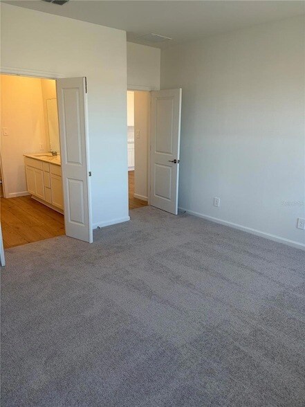 Building Photo - 4377 Vibernum Ave