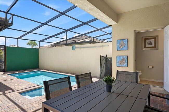 Building Photo - 1905 Majorca Dr