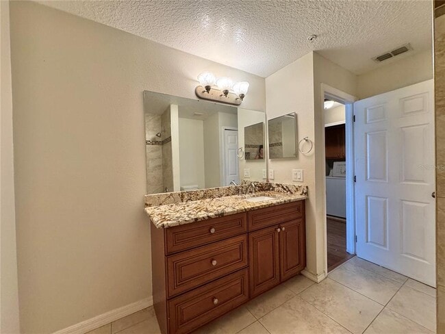 Building Photo - 1916 Beacon Bay Ct