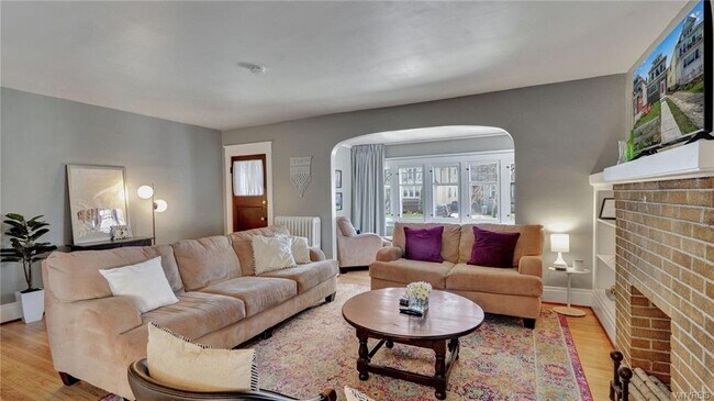 Building Photo - 59 Crestwood Ave