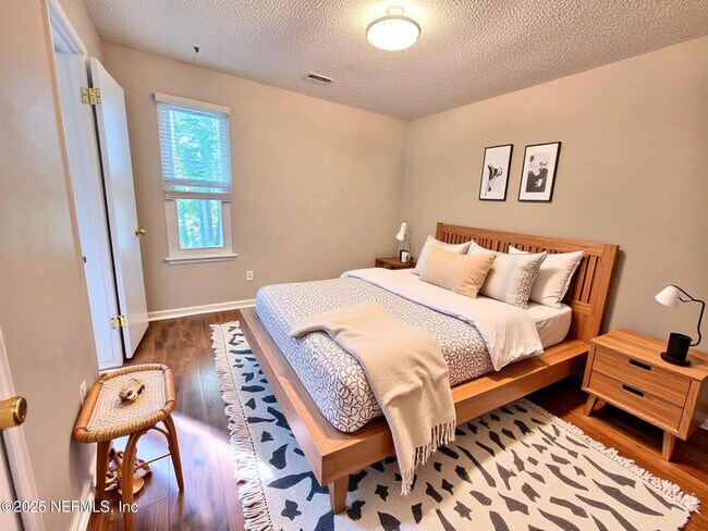 Building Photo - 4316 Pilgrim Way