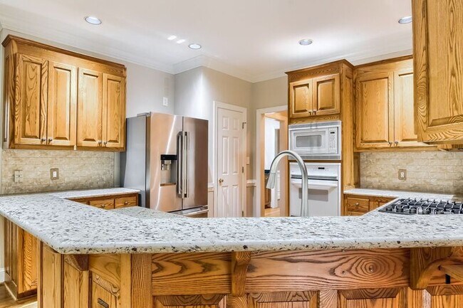 Building Photo - 2320 Primrose Valley Ct