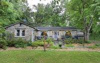 Building Photo - 615 White Pine Dr