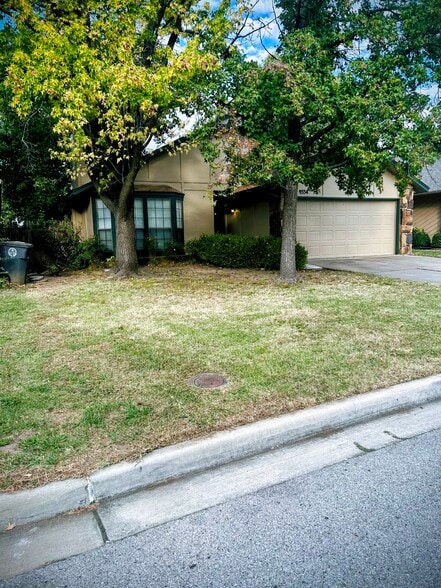 Primary Photo - 9334 S 66th East Ave