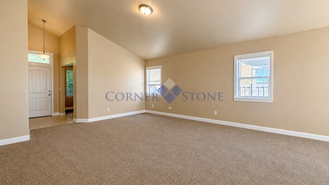 Building Photo - 1764 Ridge Way