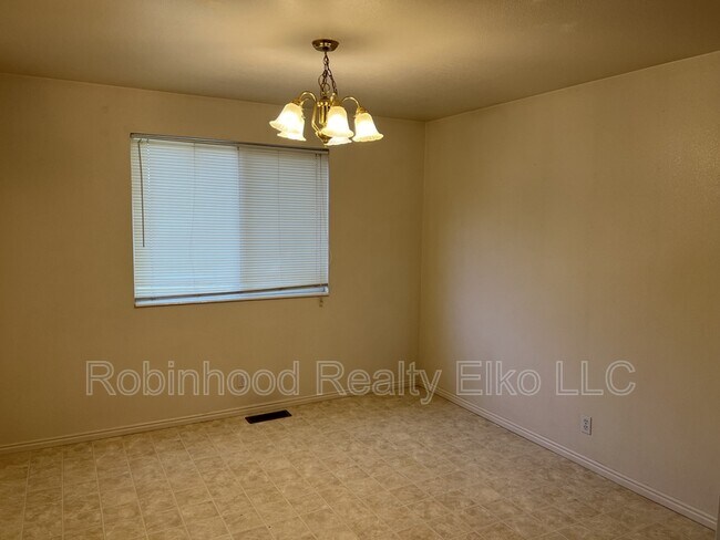 Building Photo - 315 Spring Creek Pkwy