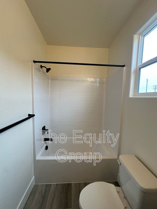 Building Photo - 6925 W Grove Ave