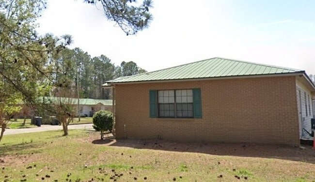 Building Photo - 4350 Lakewood Ct