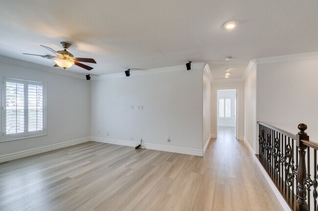 Building Photo - 4104 Freel Peak Ct