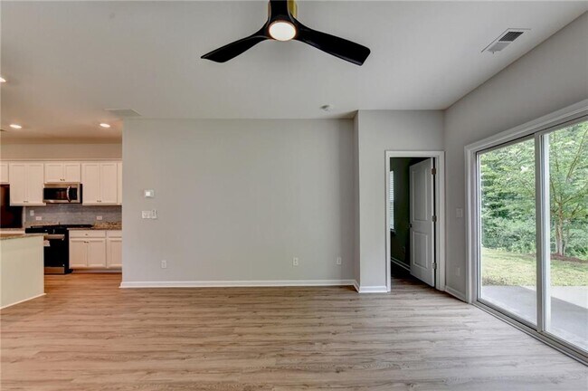 Building Photo - 175 Grey Falcon Ave
