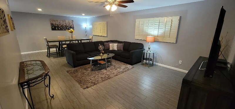 Building Photo - 8220 E Northland Dr