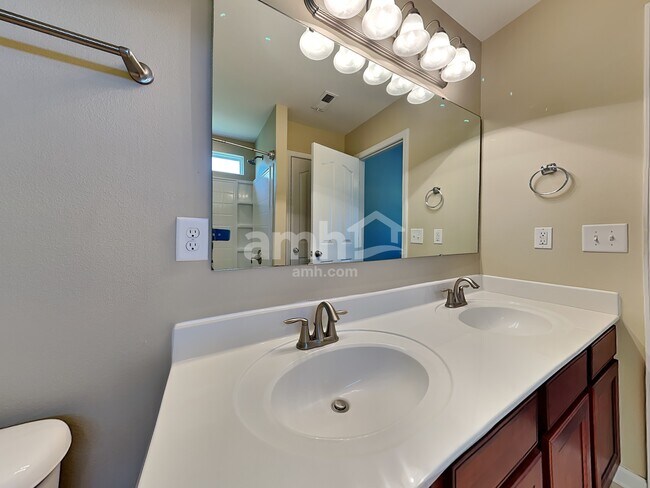 Building Photo - 167 Kentland Ridge Dr