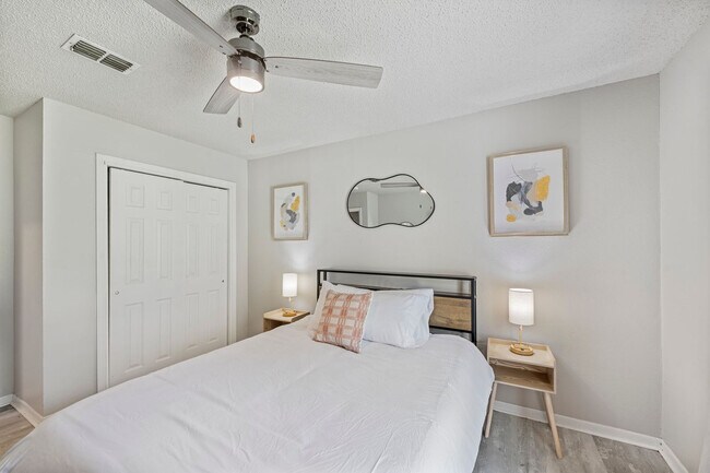 Building Photo - 11906 Blueridge Mountains Dr