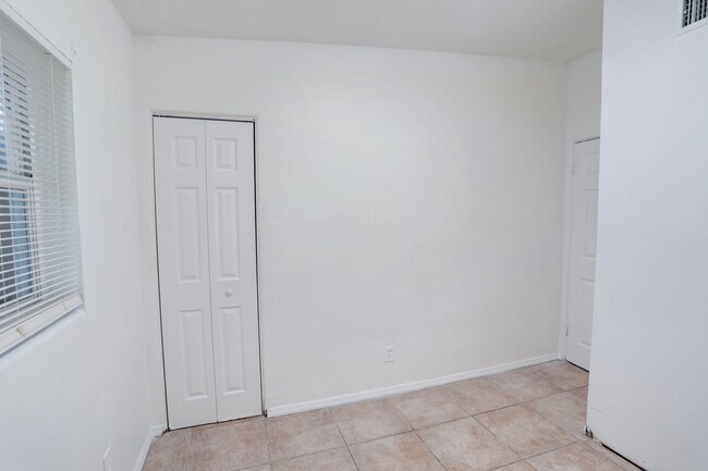 Building Photo - 7608 Simms Ave