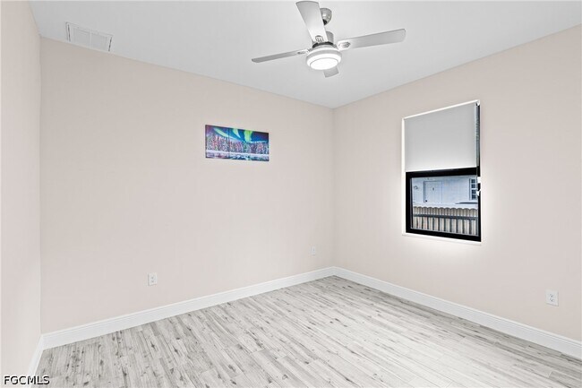 Building Photo - 4707 6th St W