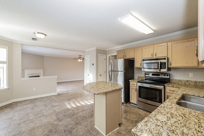 Building Photo - 763 Silver Sands Dr