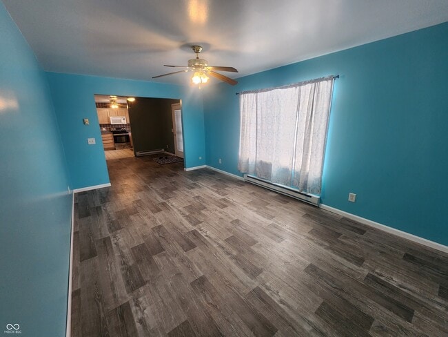 Building Photo - 9010-9020 IN-3