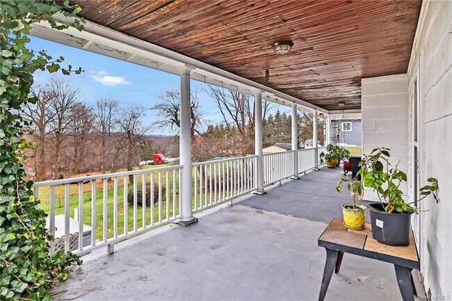 Building Photo - 60 Highview Ave