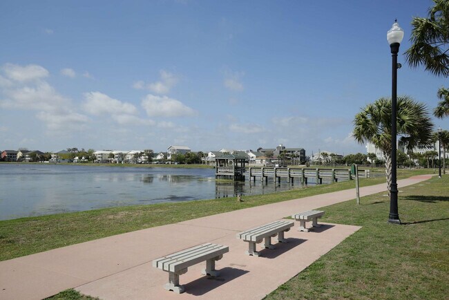 Building Photo - 606 Carolina Beach Ave S