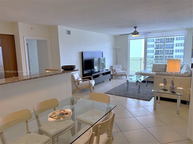 Building Photo - 2080 S Ocean Dr