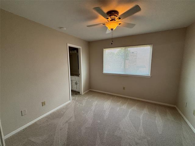 Building Photo - 3302 Wells Dr