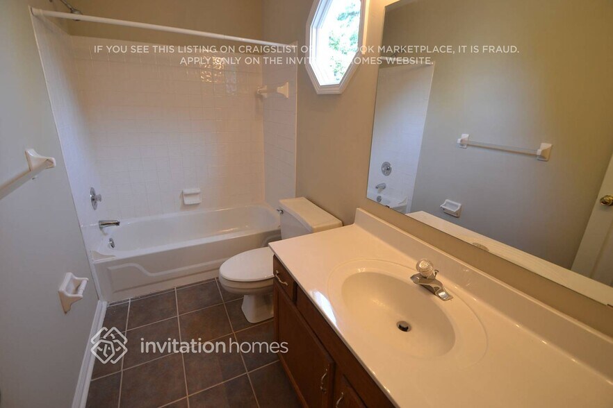 Building Photo - 4045 Fastnet Ln