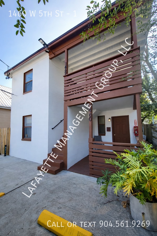 Building Photo - 1460 W 5th St
