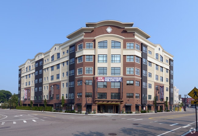 Primary Photo - 75 N MAIN LLC