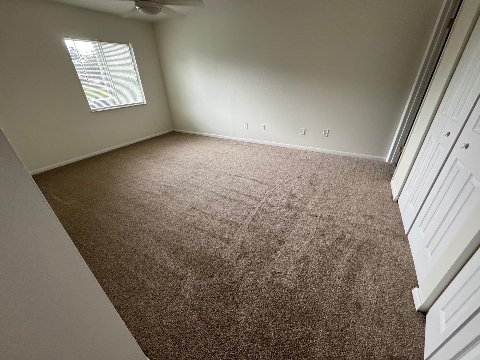 Building Photo - 568 Bahia Cir