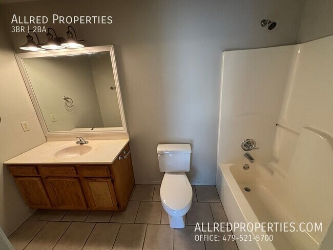 Building Photo - 1673 Evalyn Cir