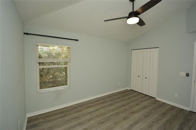Building Photo - 18 Wellwater Dr