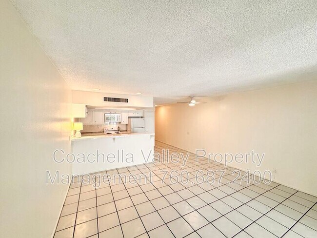 Building Photo - 1655 E Palm Canyon Dr
