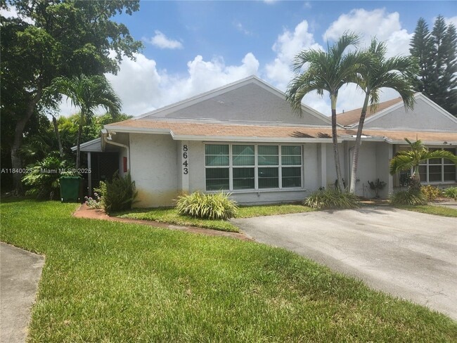 Primary Photo - 8643 Bridle Path Ct