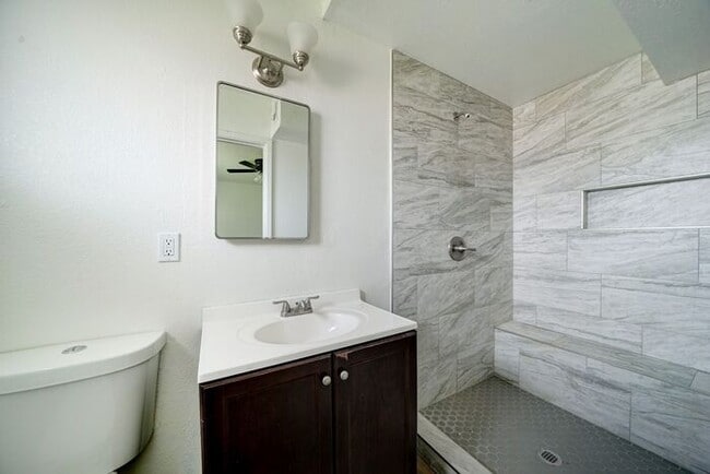 Building Photo - READY TO VIEW NOW! Charming 3-Bedroom Home Near ASU – Prime Location!