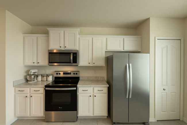 Building Photo - Rivergate Modern Townhome Near Downtown & ...