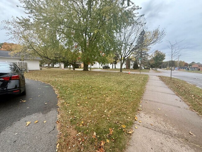 Building Photo - 3 Bed 1 Bath Single Family Home in Wausau
