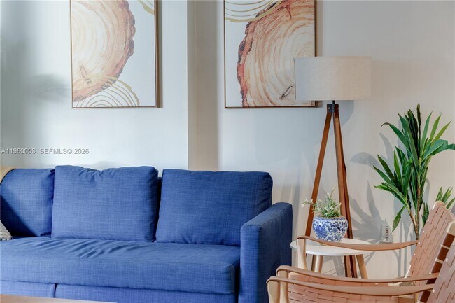 Building Photo - 1200 Brickell Bay Dr