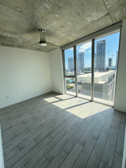 Building Photo - 112 NW 31st St