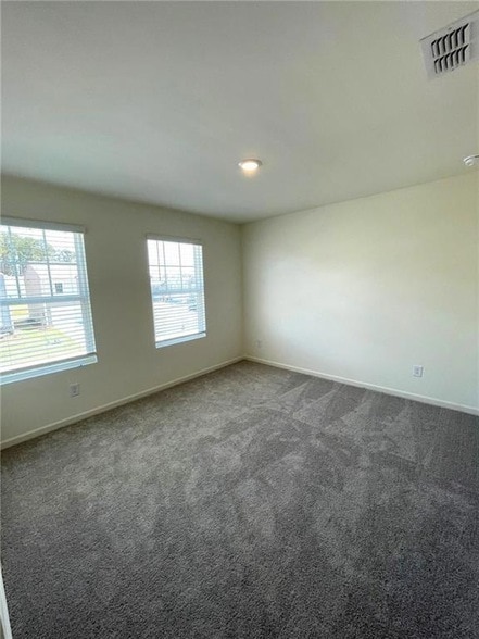 Building Photo - 24 Rowlett Pl