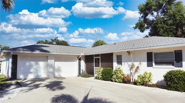 Building Photo - 2118 Michele Dr