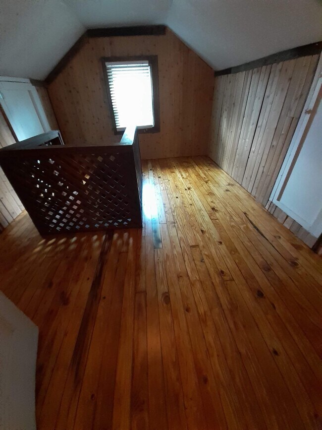 Building Photo - 2001 Highland Ave