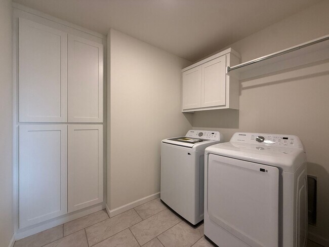 Building Photo - 18116 Austin Ct
