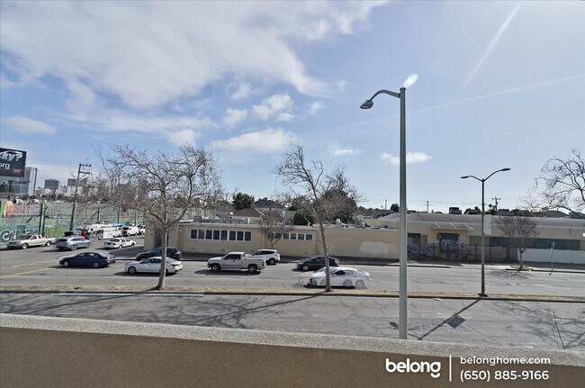 Building Photo - 105 Uptown Cir