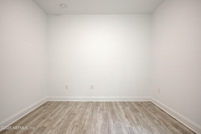 Building Photo - 174 Antilles Rd