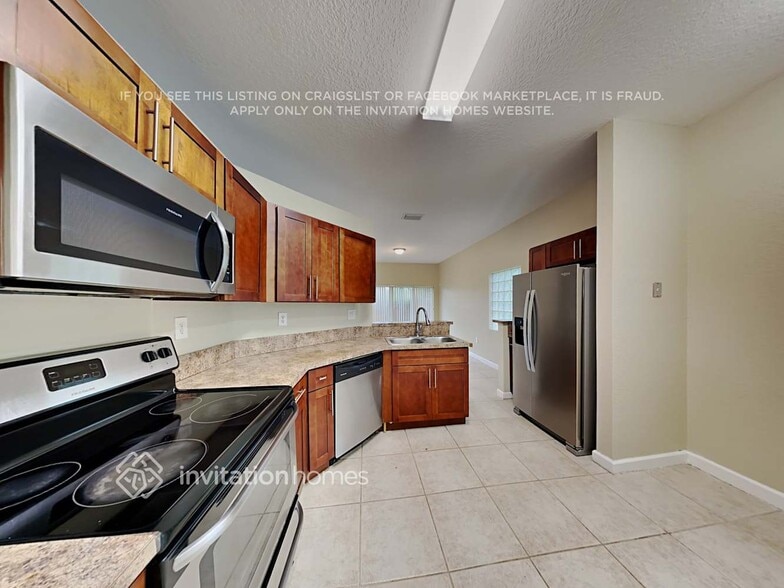 Building Photo - 11973 SW 133rd Terrace