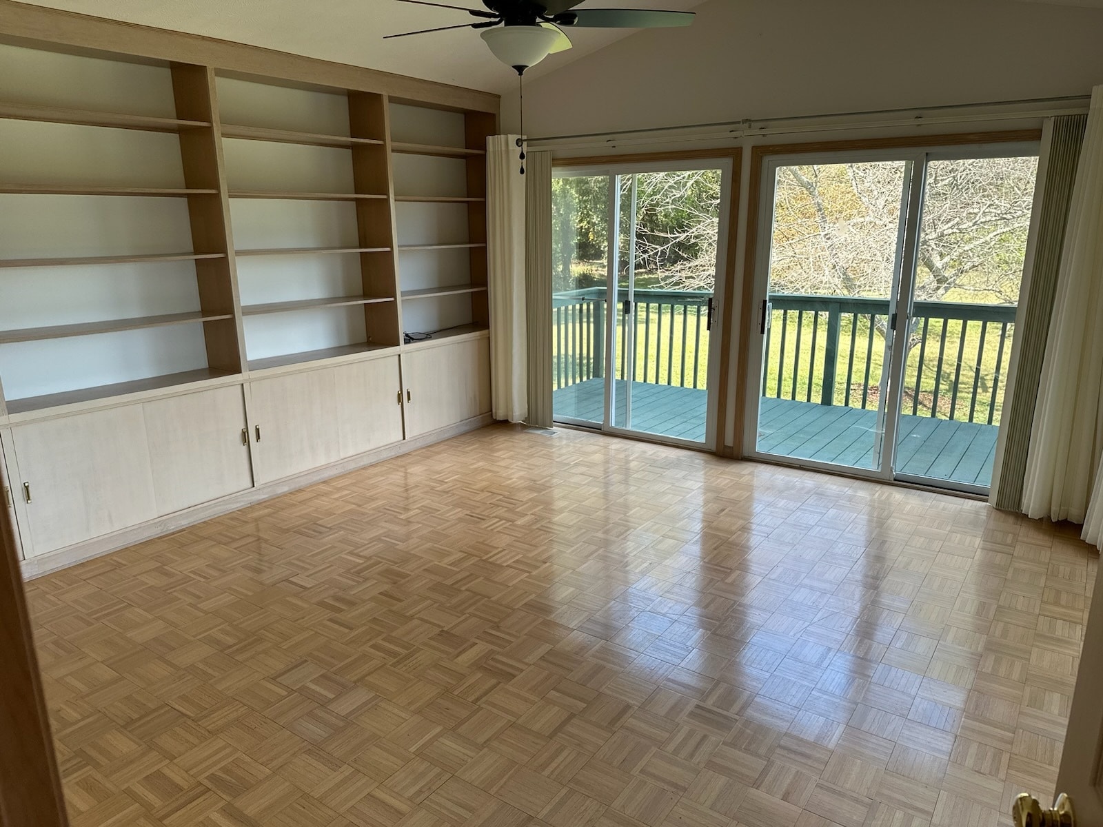 Sunroom - 1835 River Rd