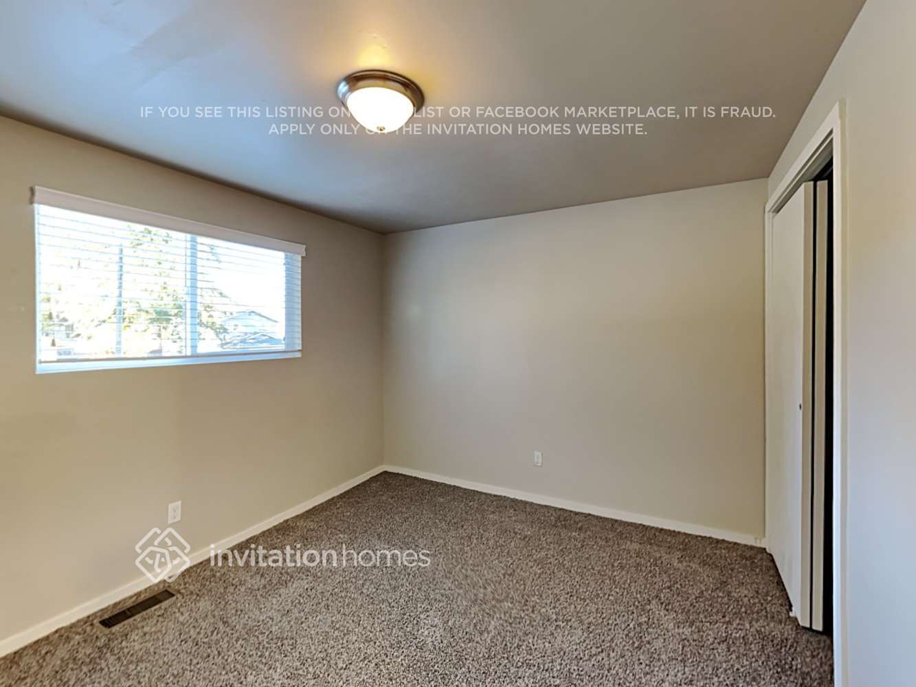 Building Photo - 22303 4th Pl W