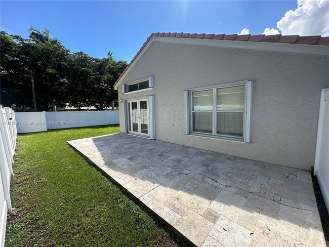 Building Photo - 2997 SW 179th Ave