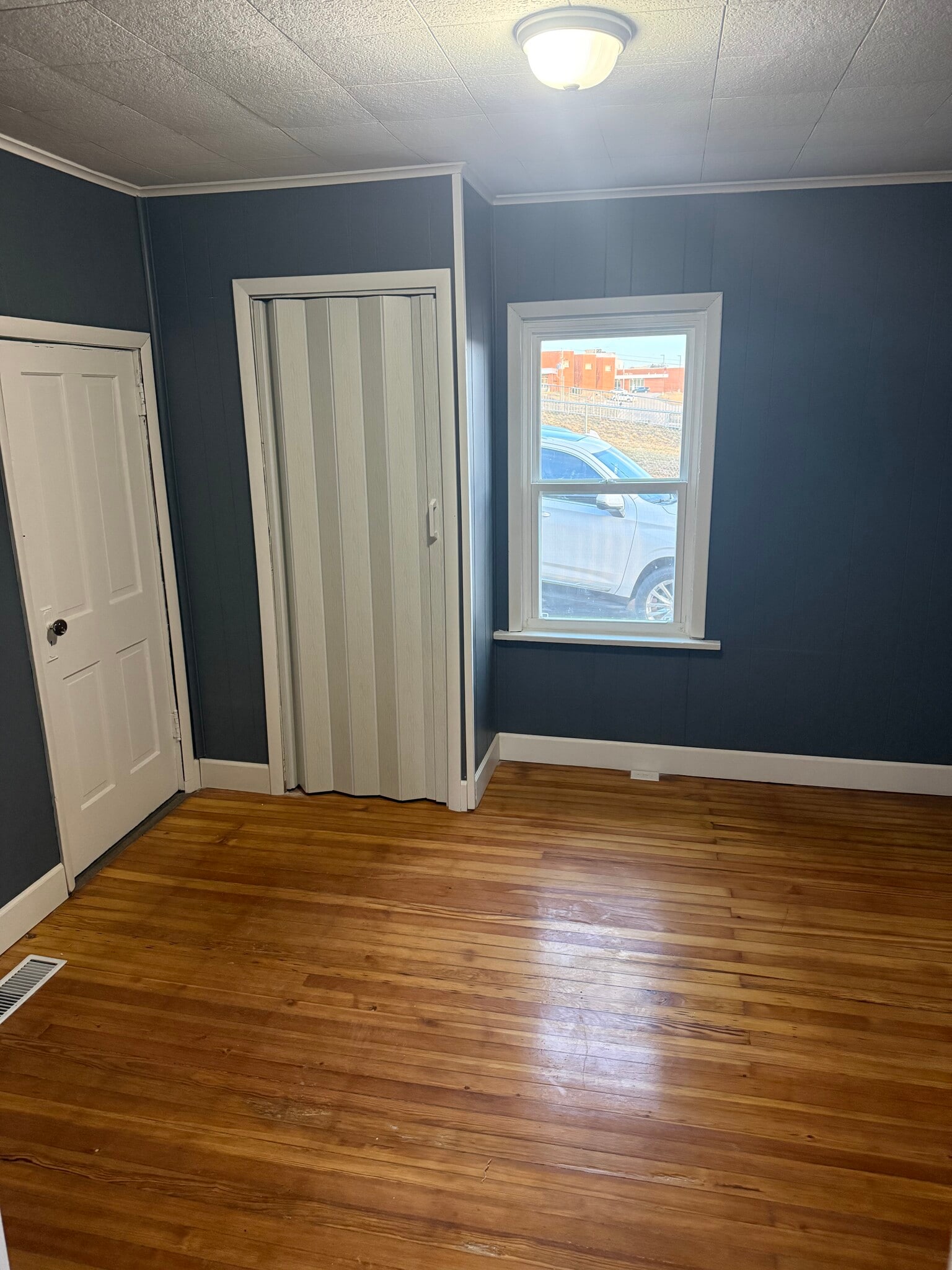 Bedroom 2 - 1116 Adams St